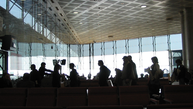 Airport Screenings Miss Roughly Half of Sick Travelers: