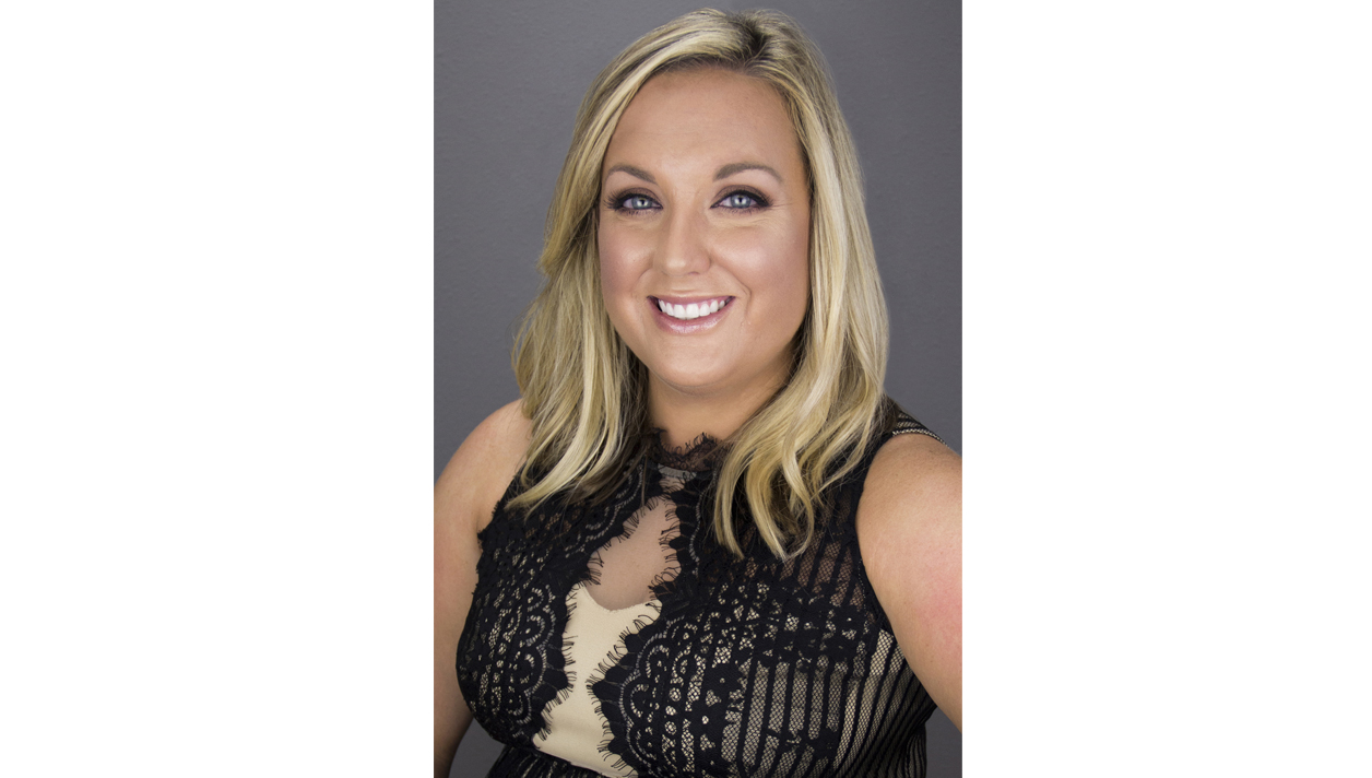 7 Questions with Emily Qadri <br><h3>Director of Indoor Marketing New Sunshine, LLC </h3>